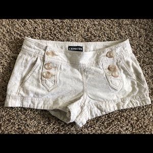 Express Shorts
